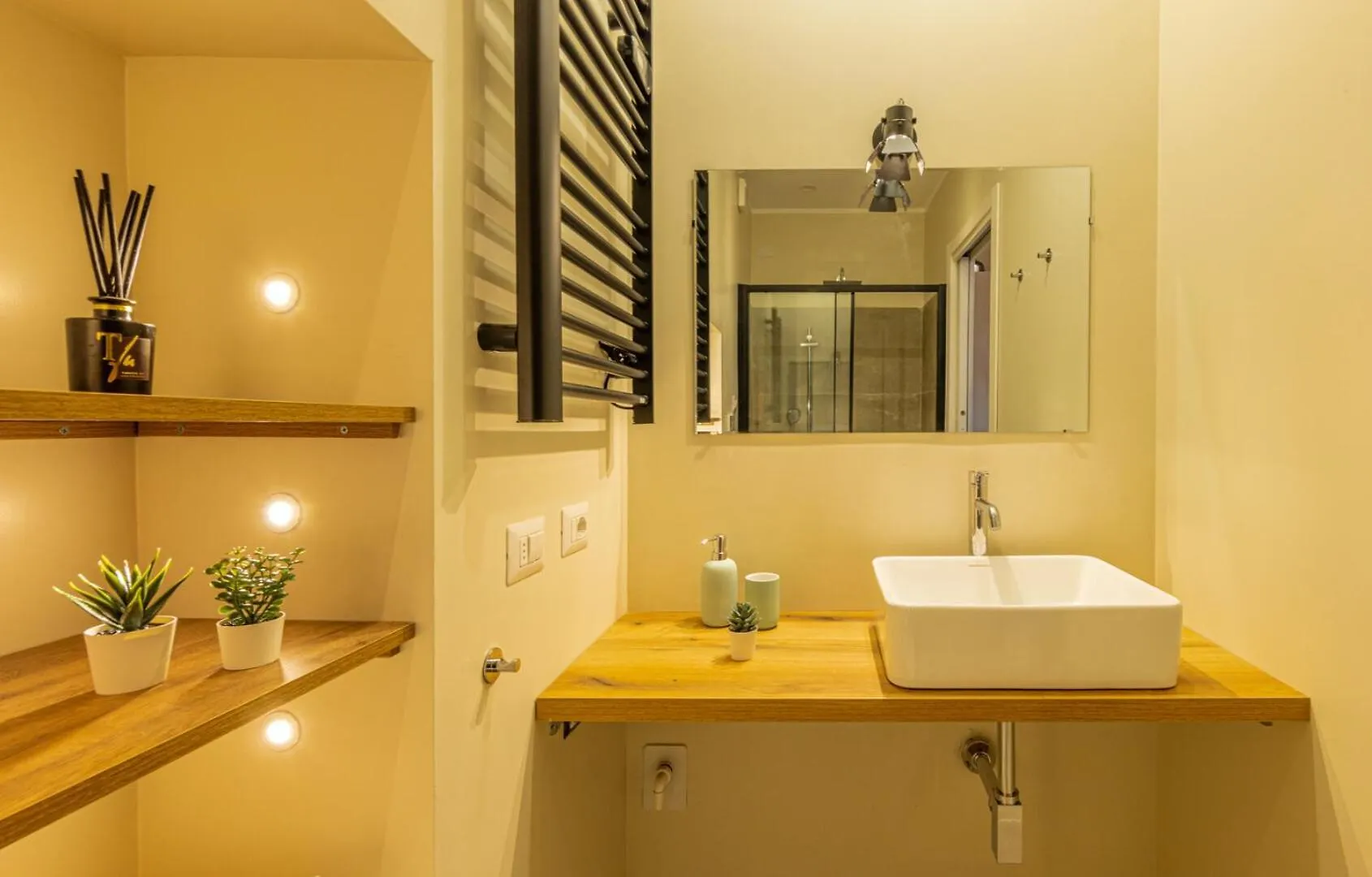 Apartmán Bilocale Chic In Tropical Villa A Due Passi Da Stazione Centrale Milán
