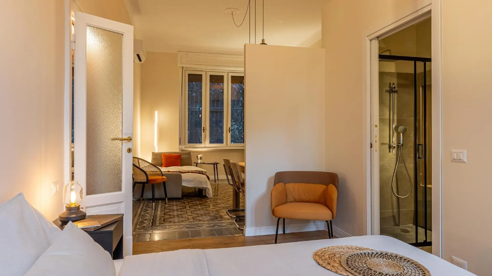 Bilocale Chic In Tropical Villa A Due Passi Da Stazione Centrale Milán Apartmán
